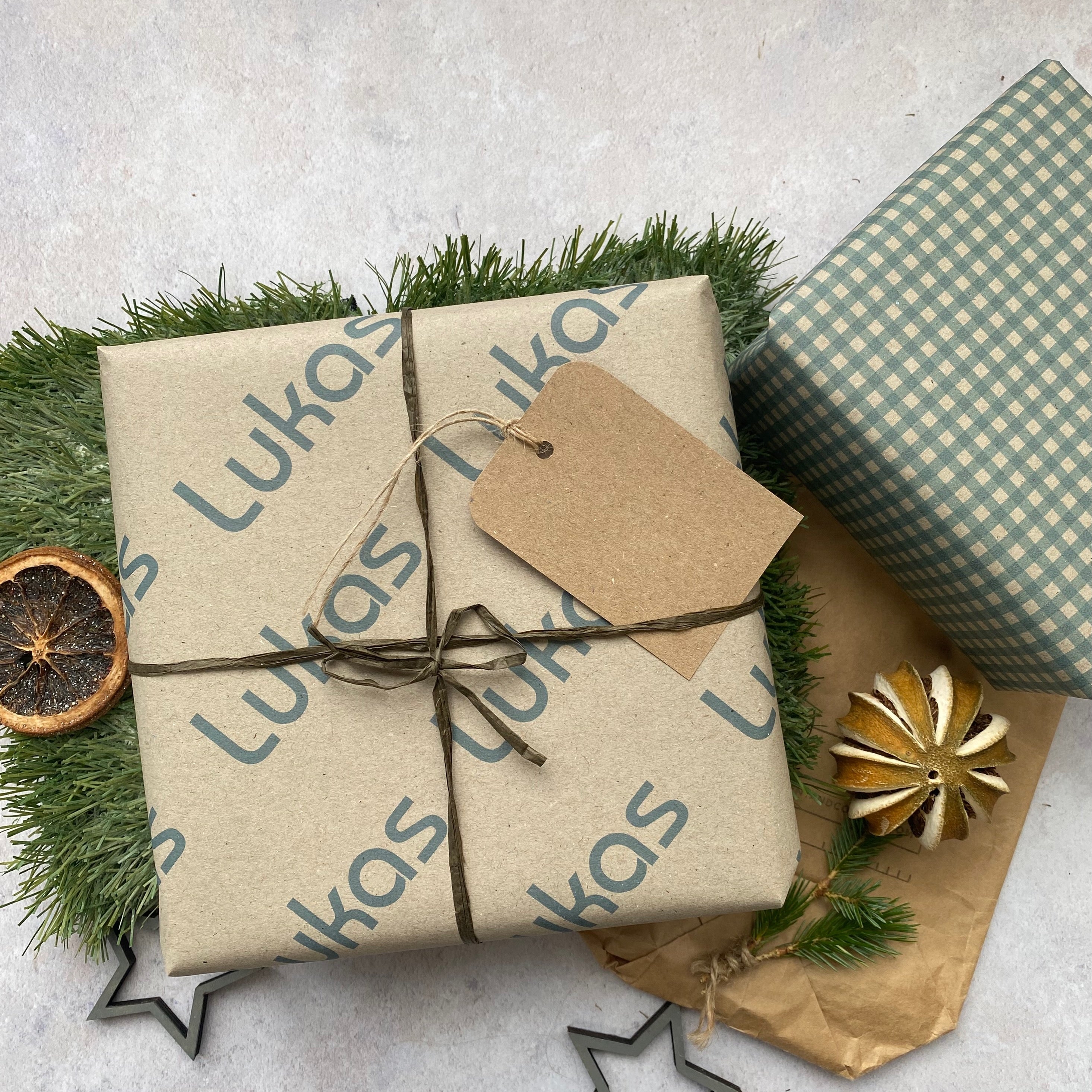 Retro Vintage Christmas Personalised Name Wrapping Paper Set
