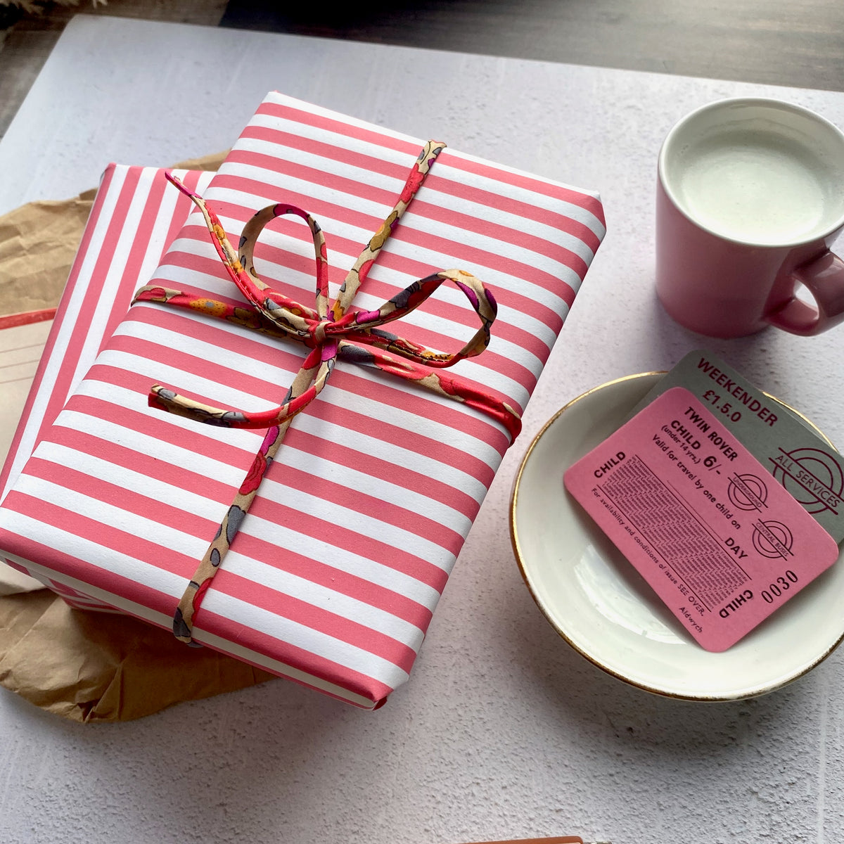 Pink Wide Stripe Paper Fibre 45 x 320mm Size Wrapping/Patterned Paper Sheet (Copy)