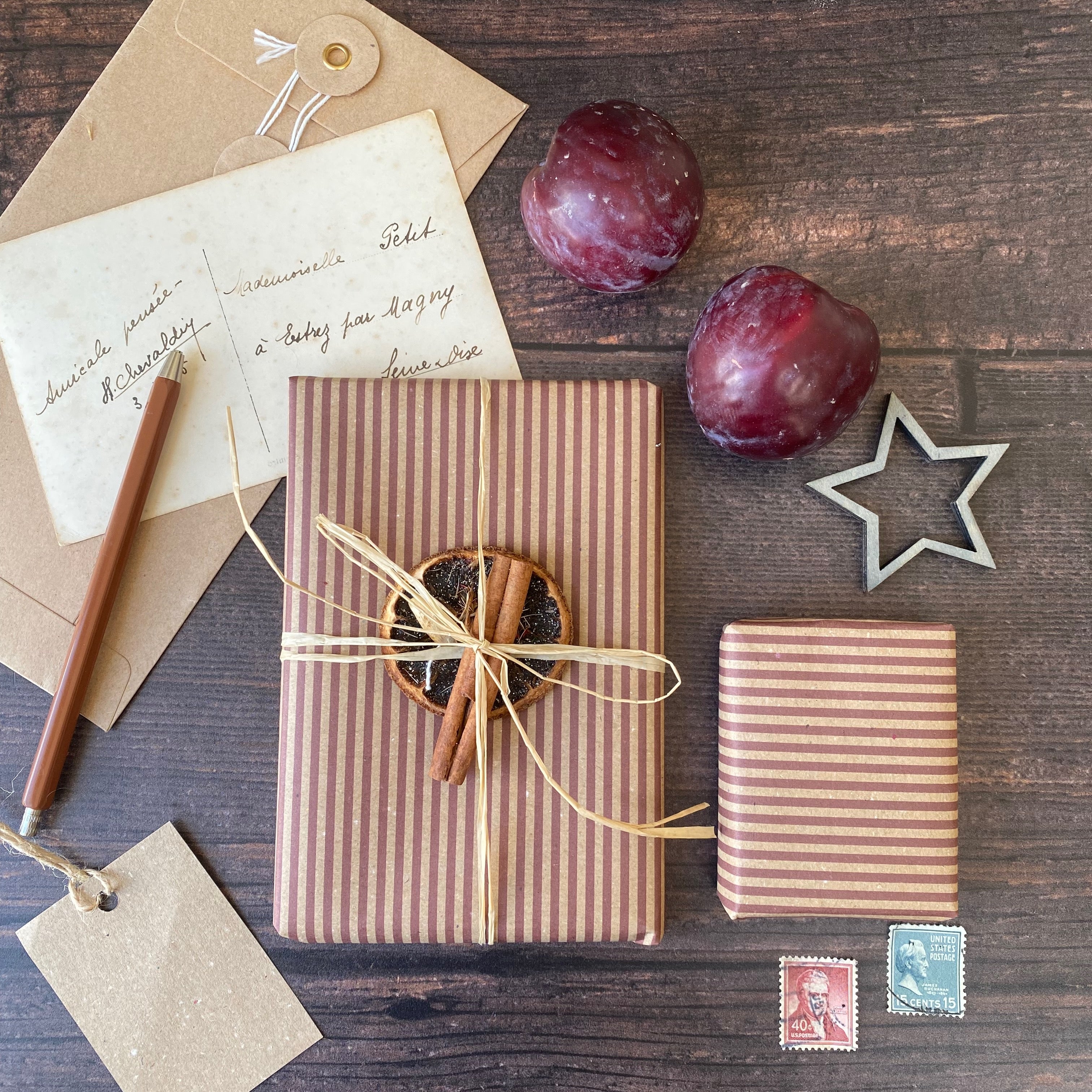 Burgundy Stripe Paper Fibre 42 x 29.7cm