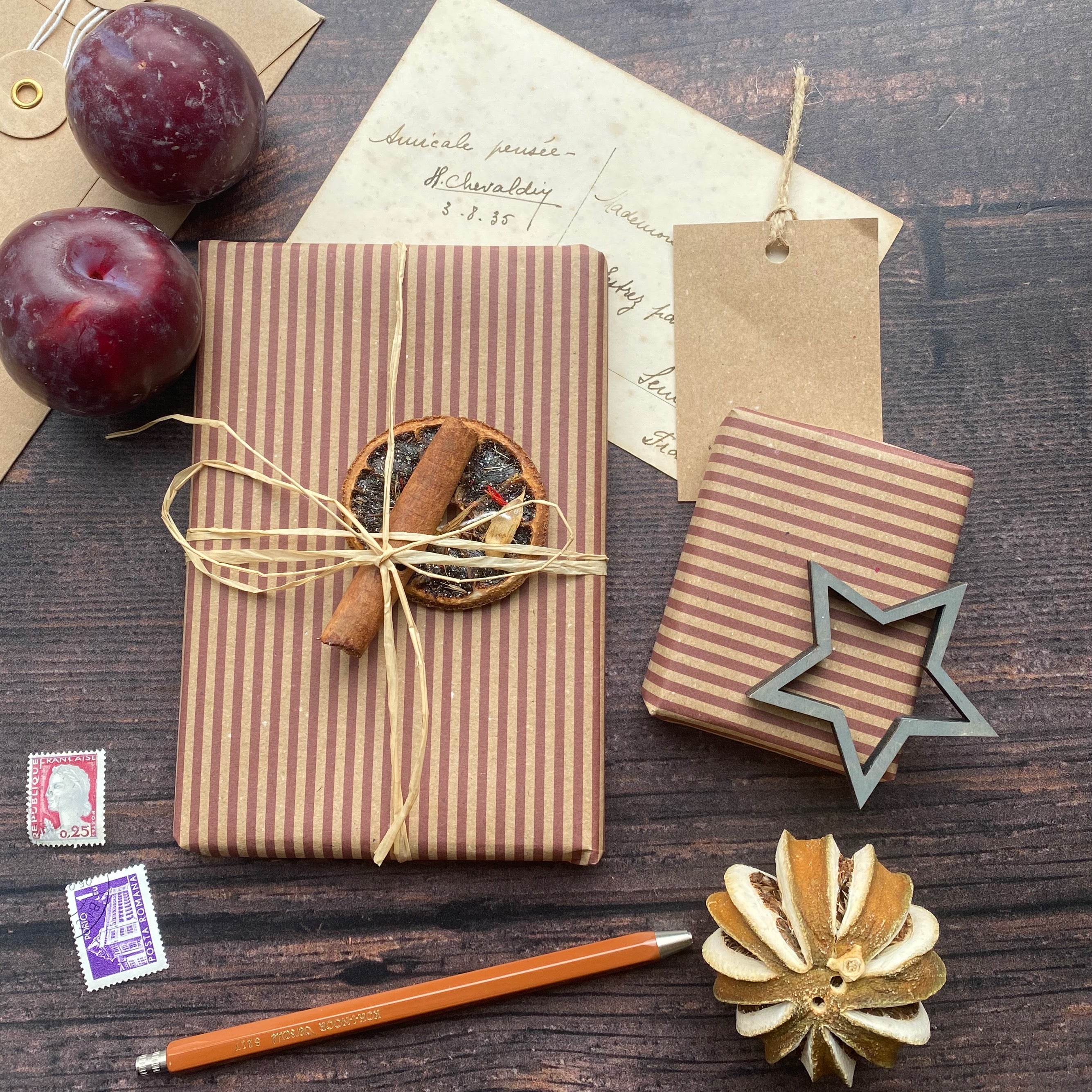 Burgundy Stripe Paper Fibre 42 x 29.7cm