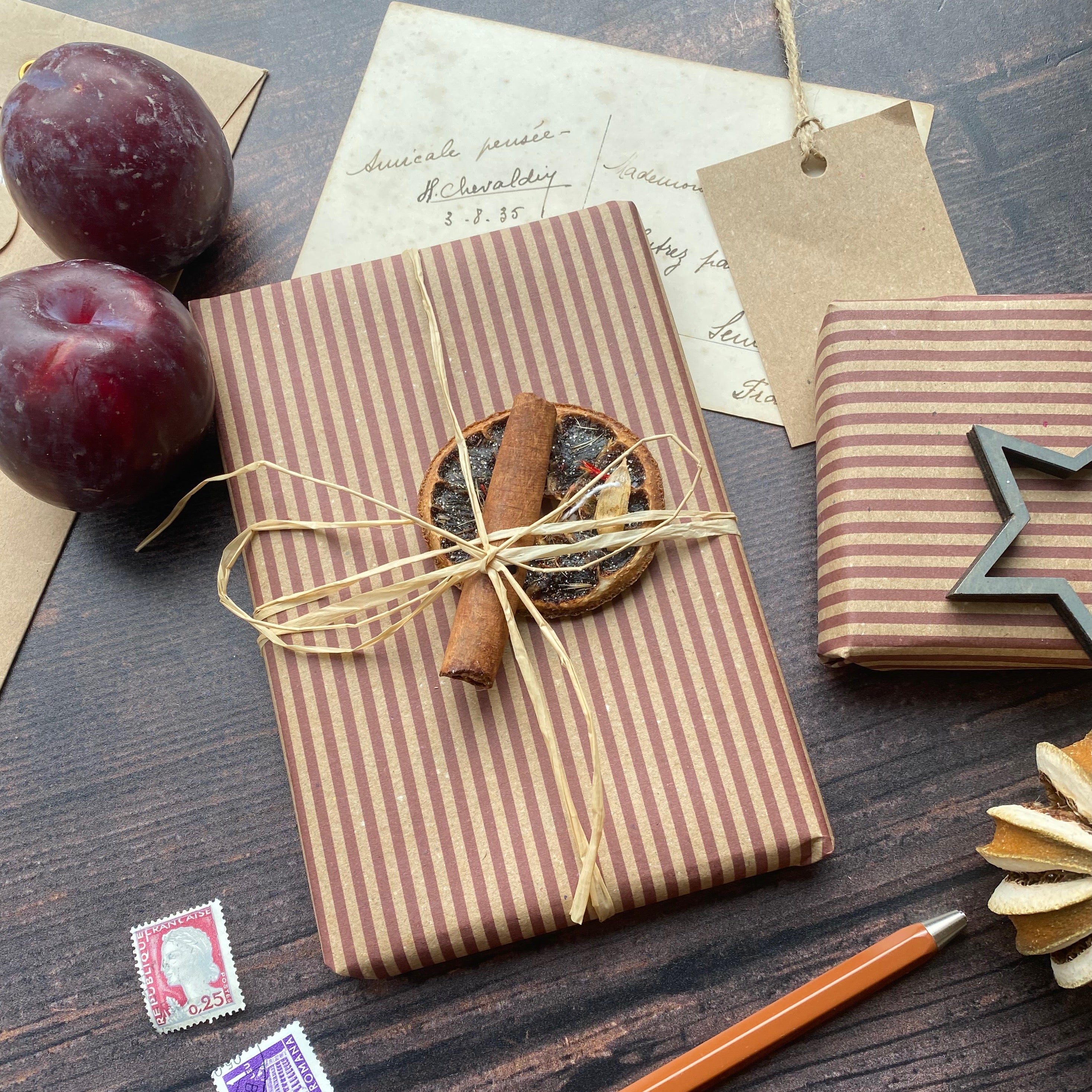 Burgundy Stripe Paper Fibre 42 x 29.7cm