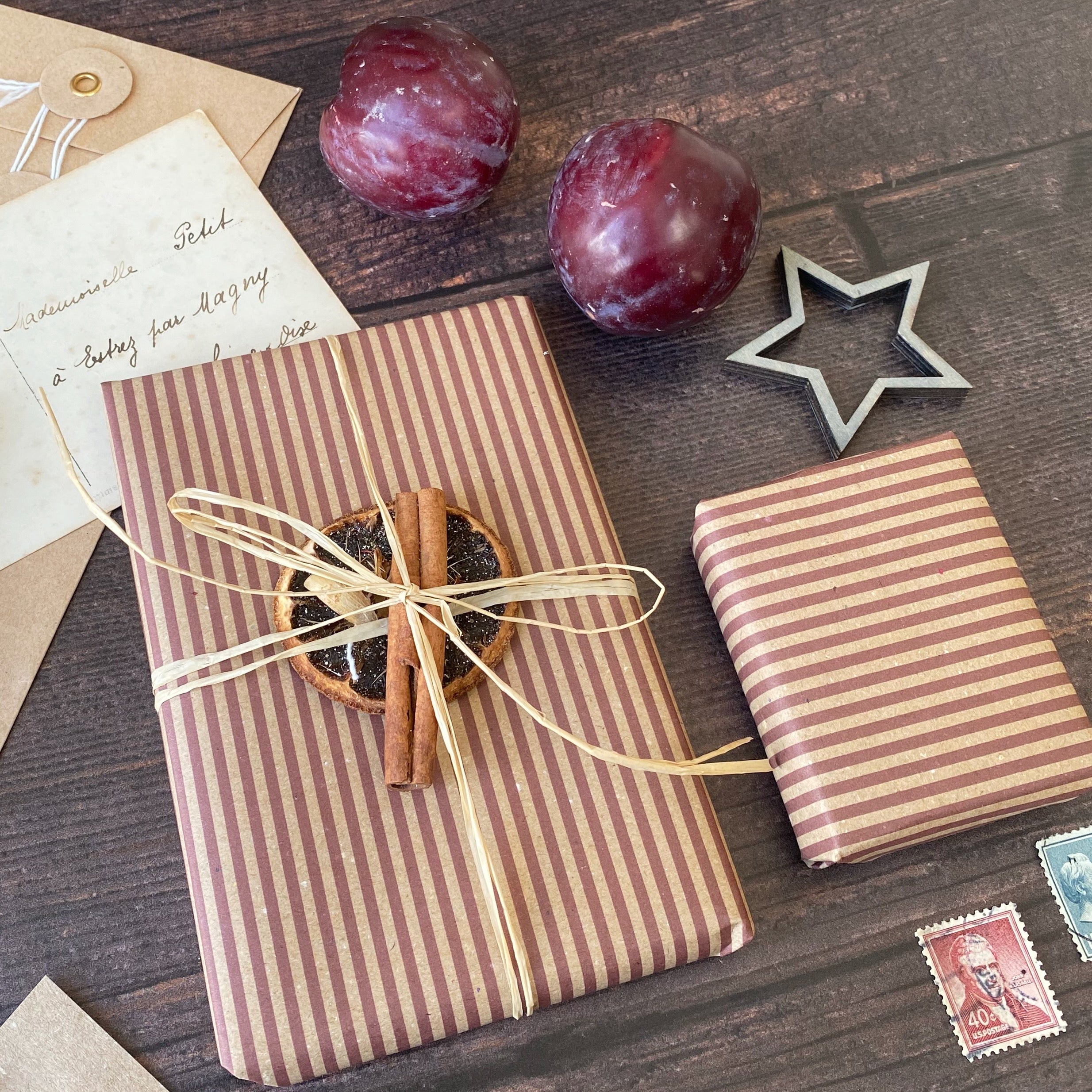 Burgundy Stripe Paper Fibre 42 x 29.7cm