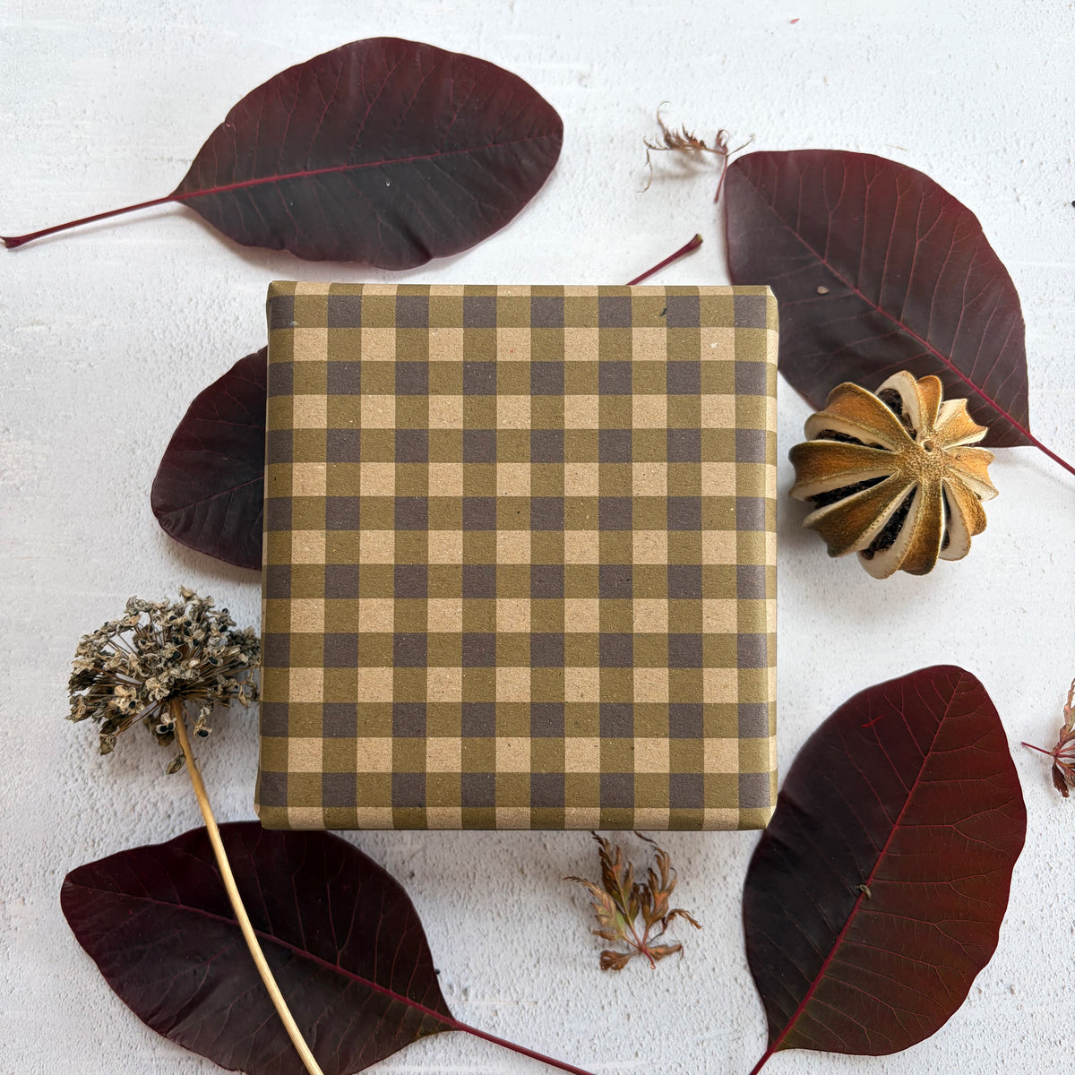 Moss Green Cheque Pattern Fibre 450 x 320mm Size Wrapping Paper Sheet