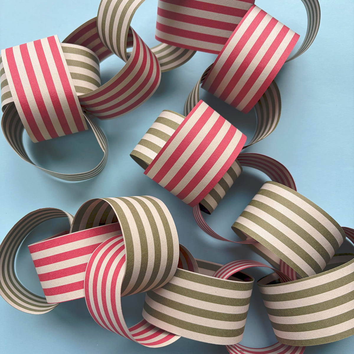 Paper Chain Garland, Striped Green & Red , Christmas Decoration,Recycled Paper Chain Decorations (230CM)