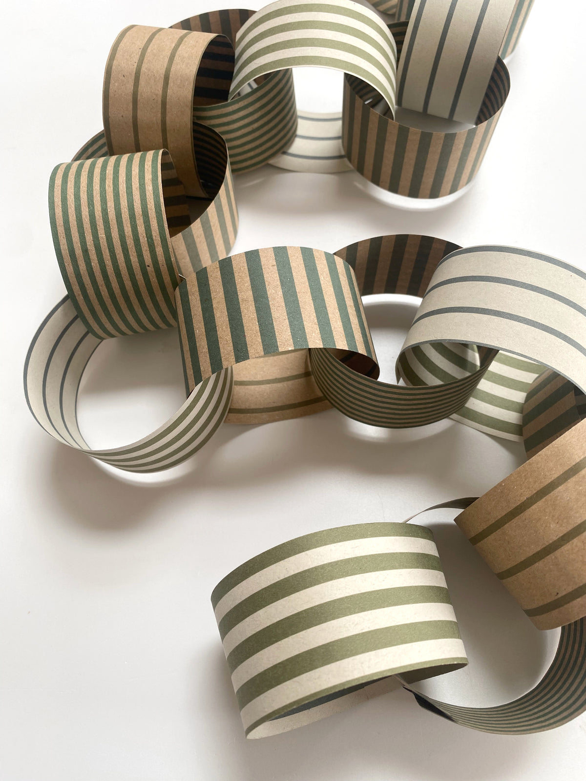 Green Stripe Paper Chain Garland Kit