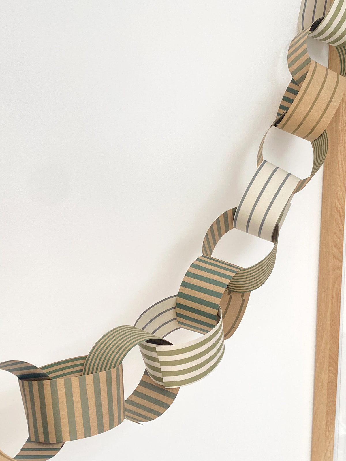 Green Stripe Paper Chain Garland Kit