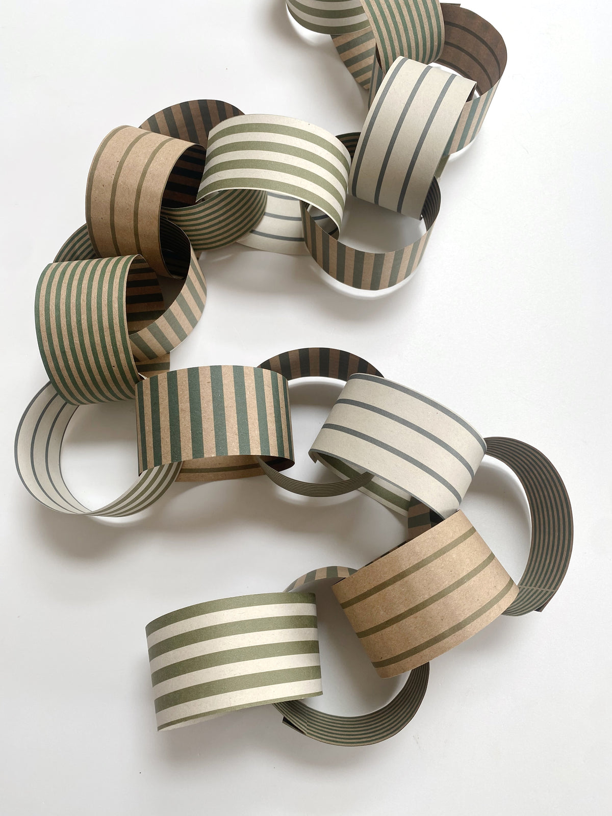 Green Stripe Paper Chain Garland Kit