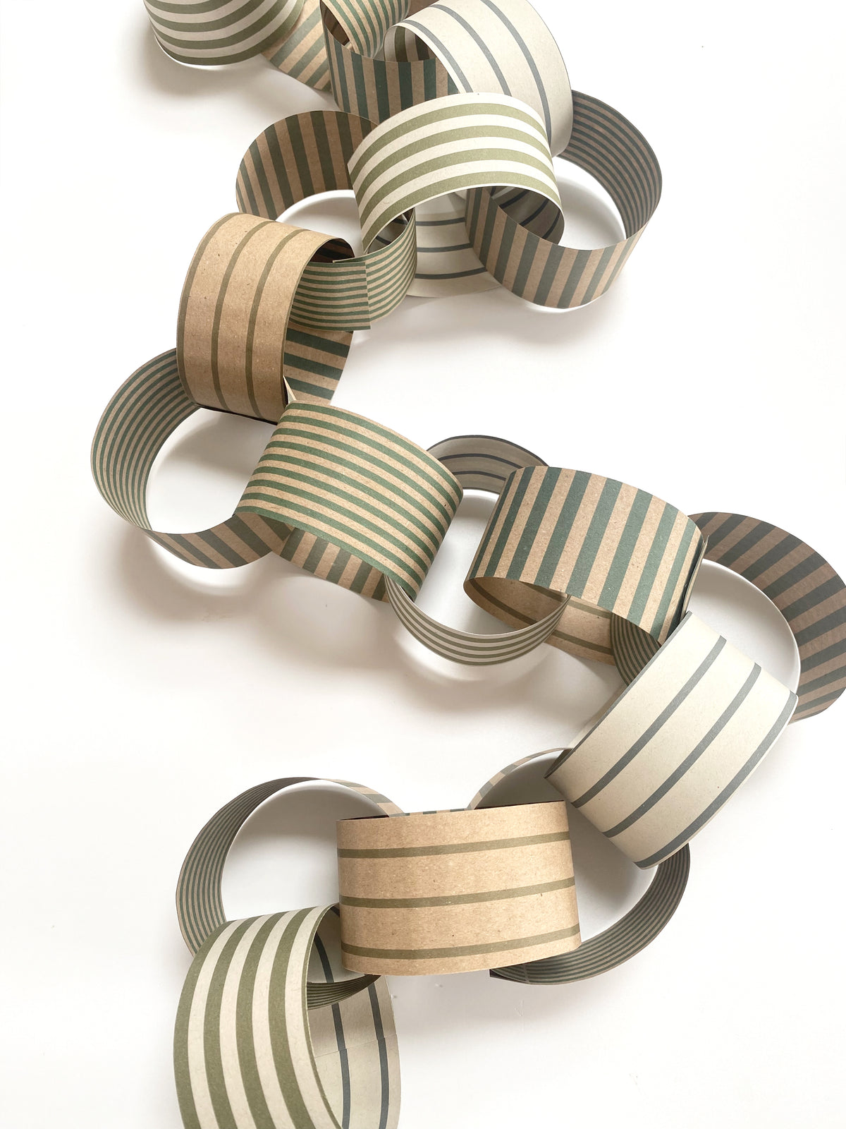 Green Stripe Paper Chain Garland Kit